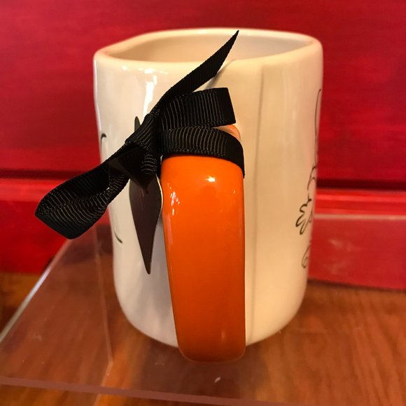 Disney's Snow White and the Seven Dwarfs "Doc" Rae Dunn Princess collection mug - Picture 3 of 8